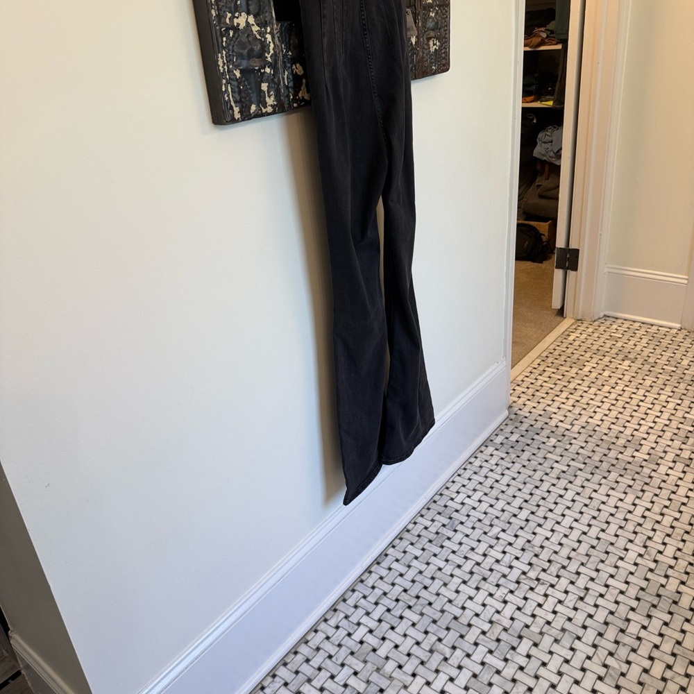 Free people Jayde Short Sleeve flare Jumpsuit. - Picture 8 of 8
